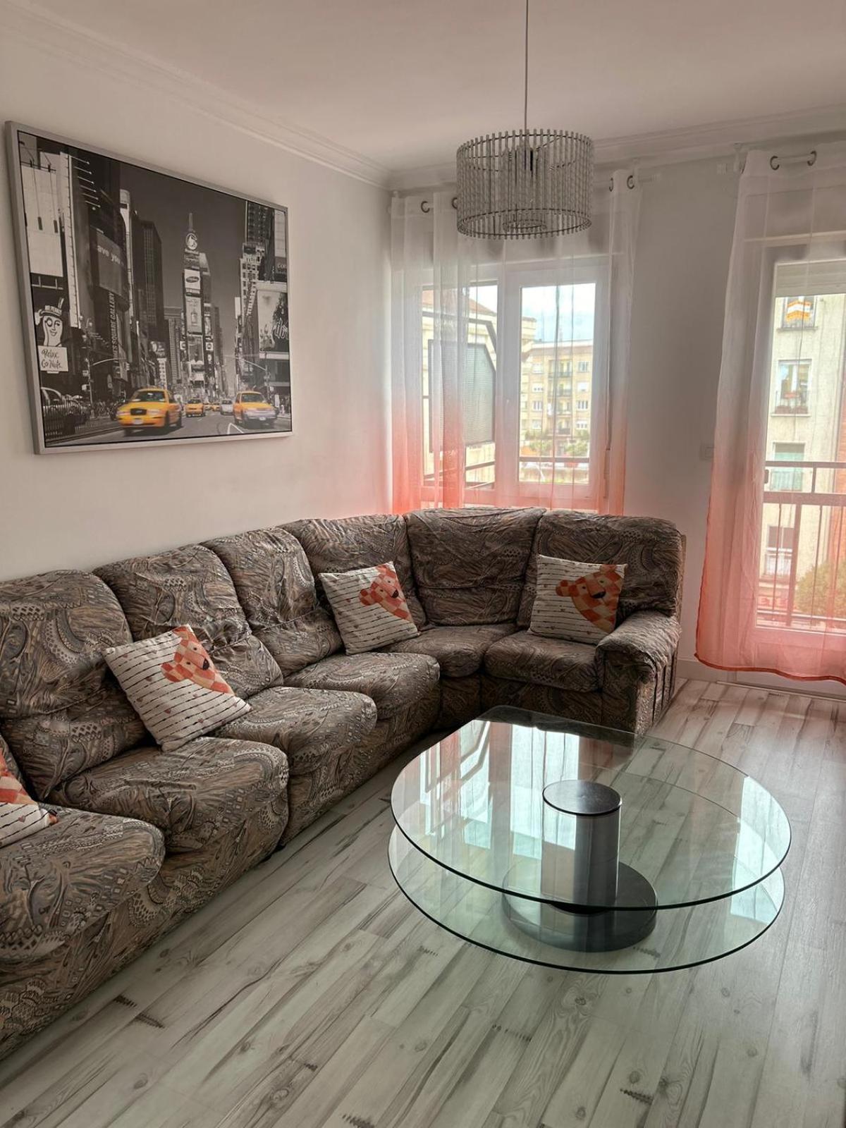 Apartamentos El Conde Santo Domingo De La Calzada Dış mekan fotoğraf