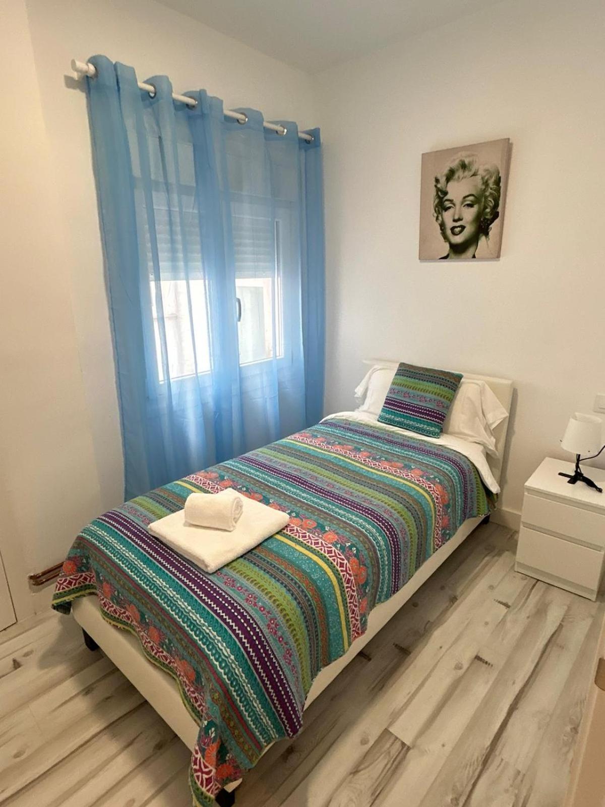 Apartamentos El Conde Santo Domingo De La Calzada Dış mekan fotoğraf