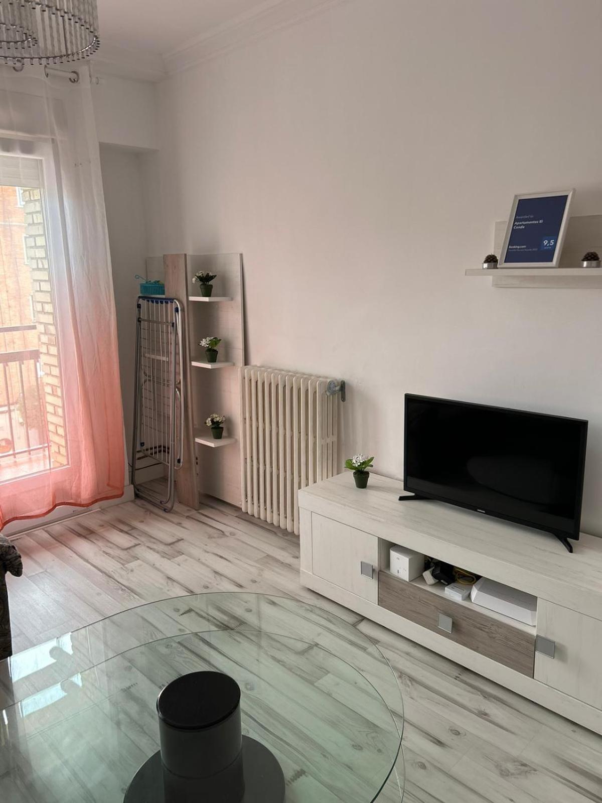 Apartamentos El Conde Santo Domingo De La Calzada Dış mekan fotoğraf