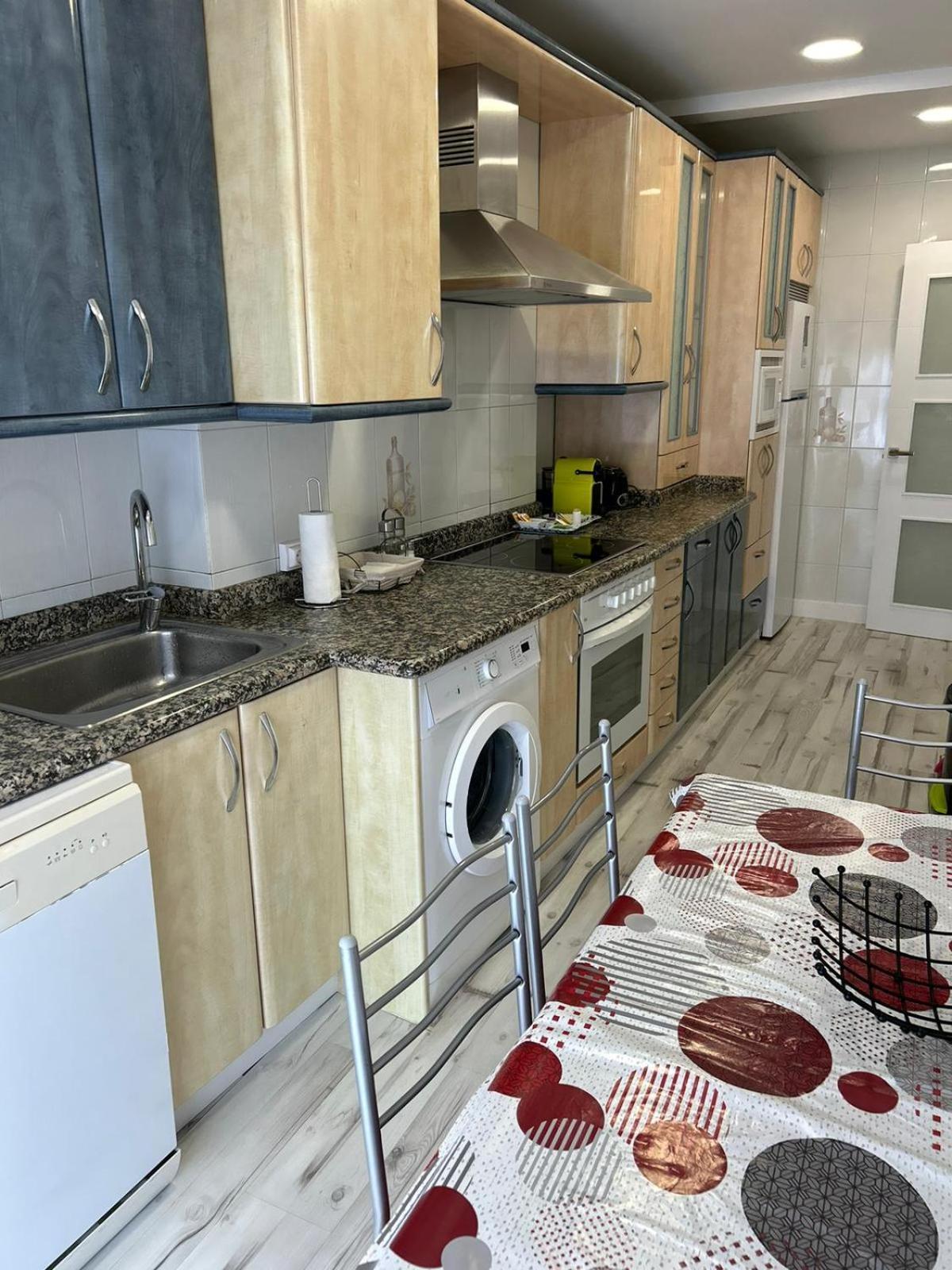 Apartamentos El Conde Santo Domingo De La Calzada Dış mekan fotoğraf